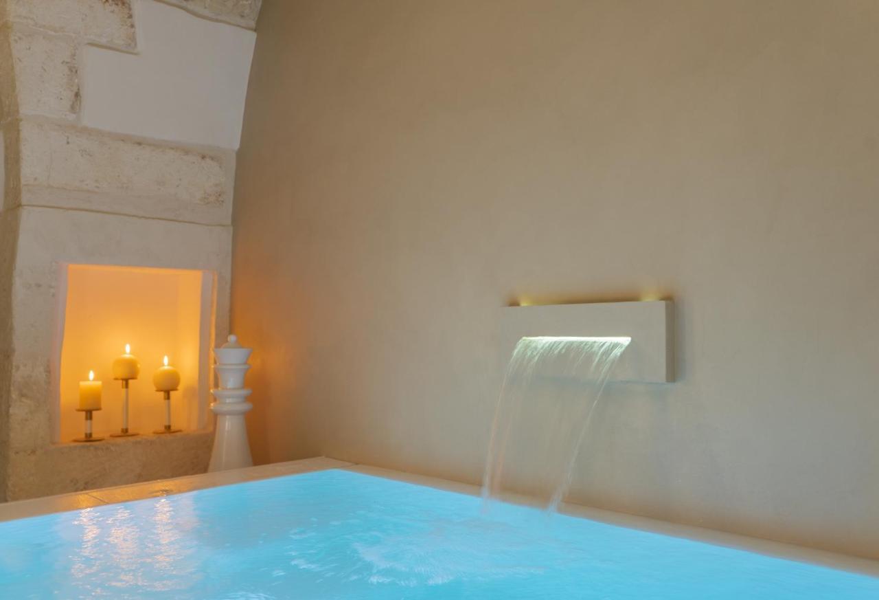 Eurydice Suite With Infinity Jacuzzi 오스투니 외부 사진